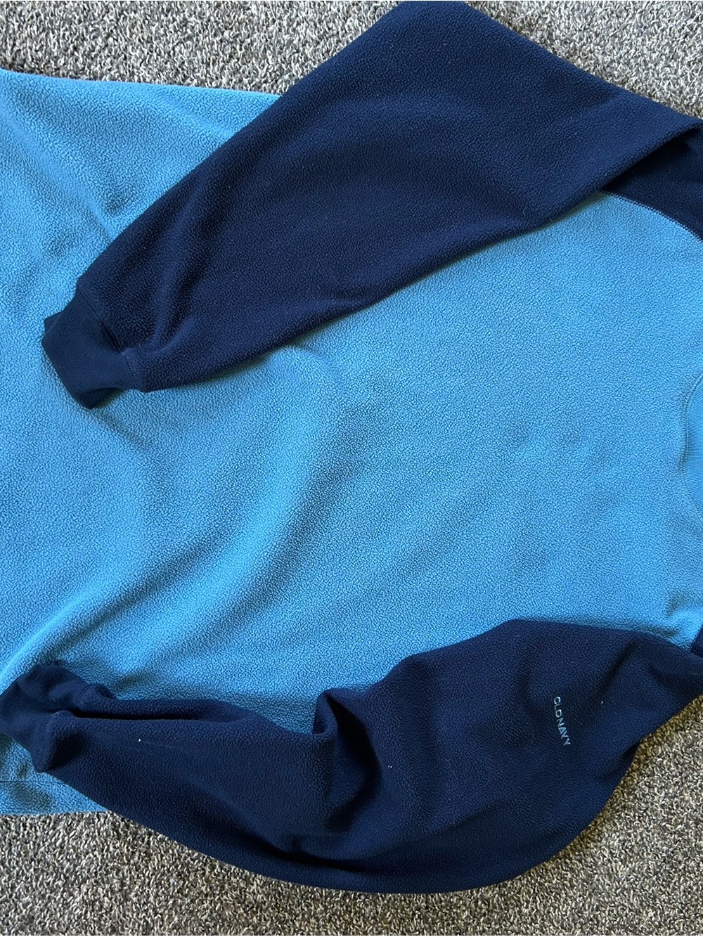 Old Navy Two-Tone Blue Crewneck Fleece Sweater
